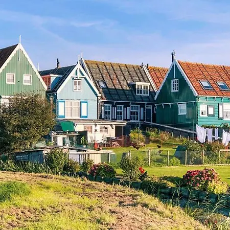 Houseboat Tjonger Ns003 Botel Monnickendam