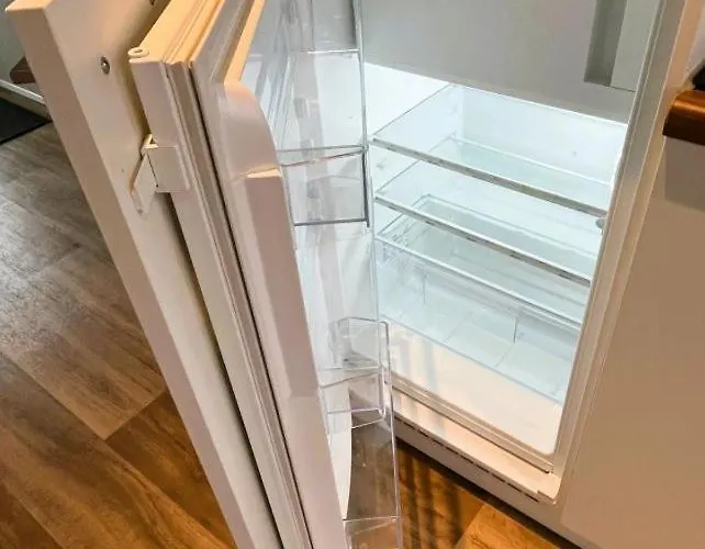 Houseboat Tjonger Ns003 * Monnickendam