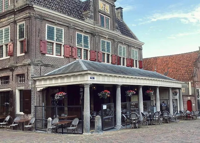 Houseboat Tjonger Ns003 * Monnickendam