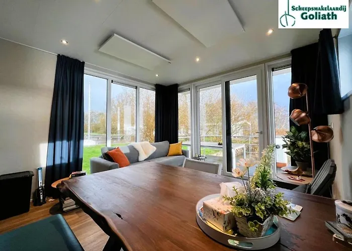 Houseboat Tjonger Ns003 *